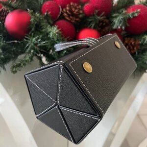 The Leah 5 Eyeglass and Jewelry Case